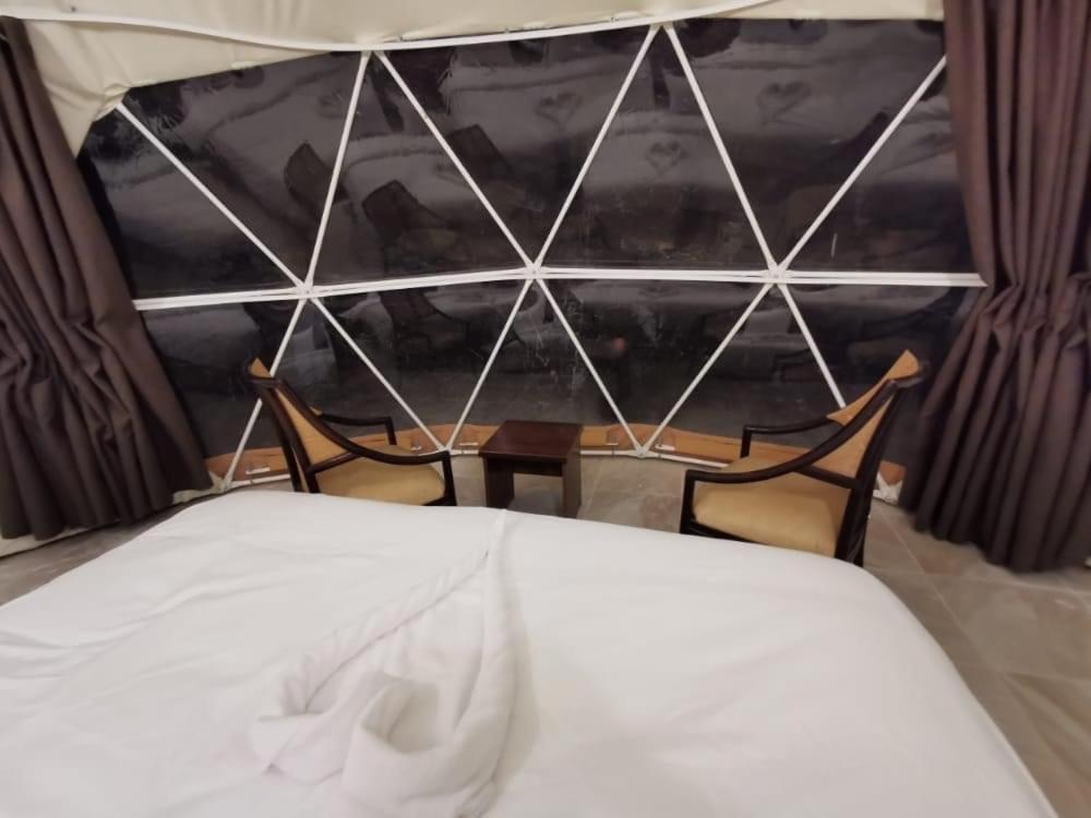 Wadi Rum Bubble Tent & Bedouin Style Exterior photo